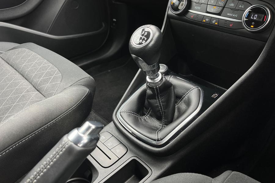 Ford Fiesta Photo autoimg-719ba58c001e5f81643161c5a5f2985a6cf4a210.jpg