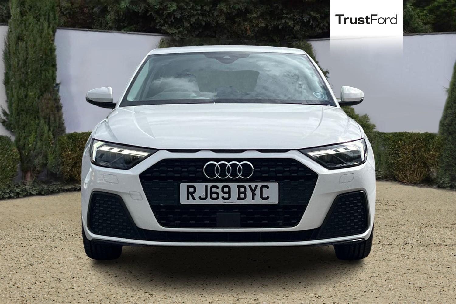 Audi A1 Photo 5