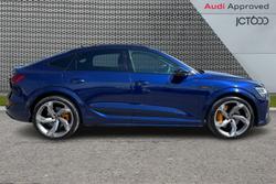 AUDI E-Tron S Photo 4