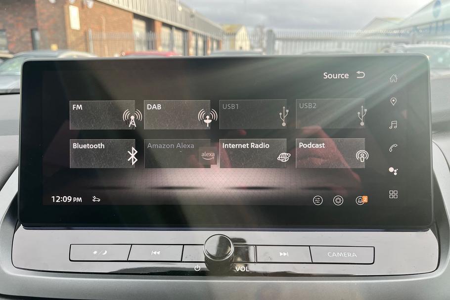 Used Nissan QASHQAI DU25BPK 36