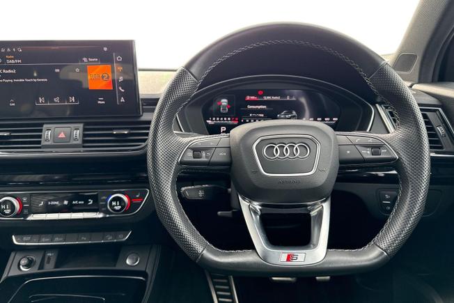 AUDI Q5 Photo 11