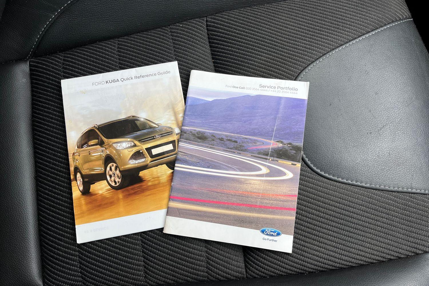 Ford KUGA Photo 21