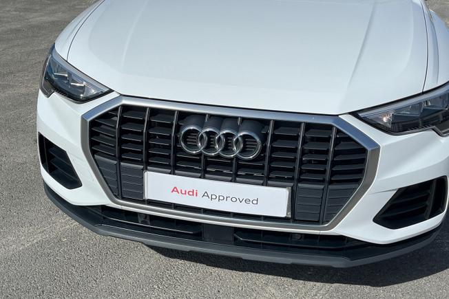 Audi Q3 Photo 23