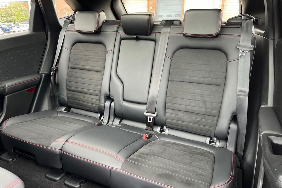 Ford Kuga Photo autoimg-71b438f39e07ee2b08e1e70ef797678213f66b4f.jpg