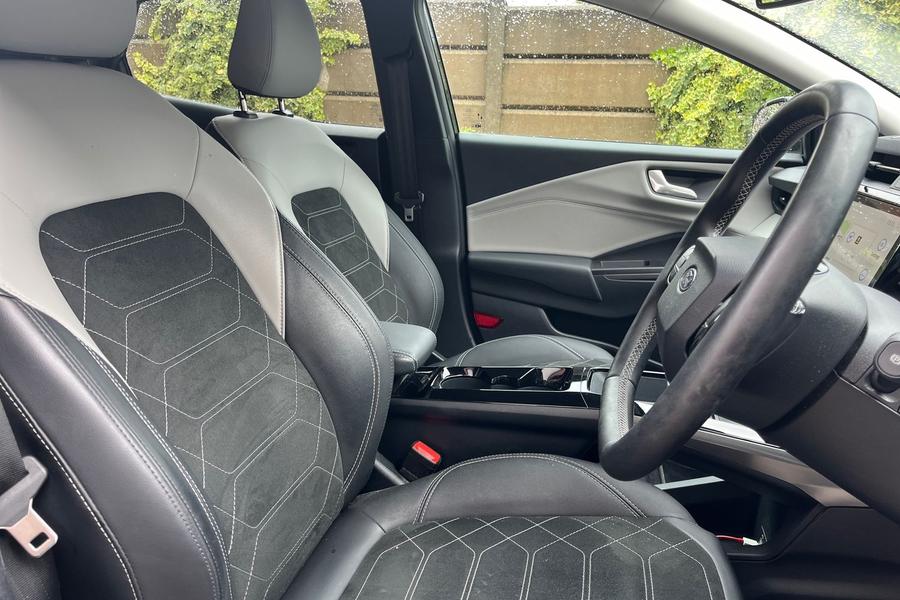Ford PUMA GEN-E Photo autoimg-71b48e82c0344c0748a779d8f0502fa901134371.jpg