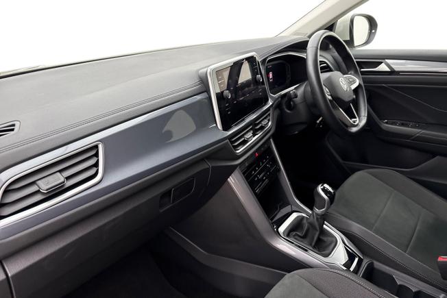VOLKSWAGEN T-Roc Photo 2