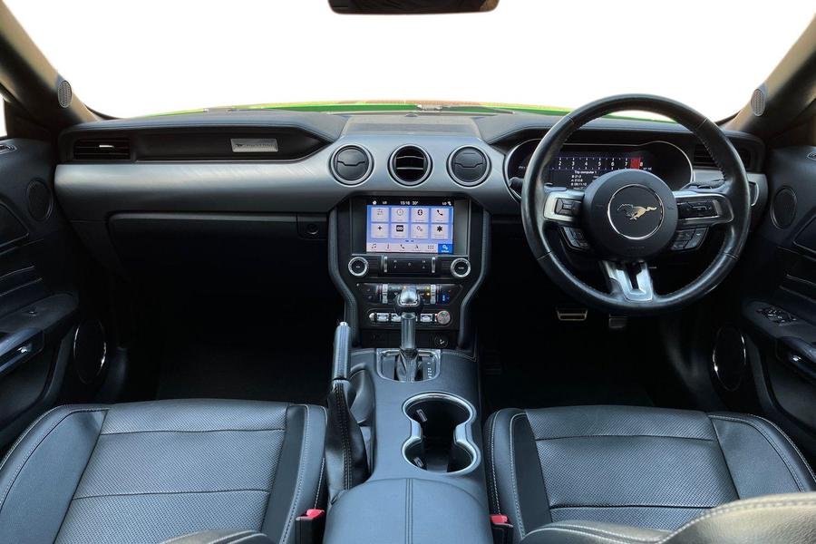 Ford Mustang Photo autoimg-71b6c55ea80b466915dac972177361ce58fcd615.jpg