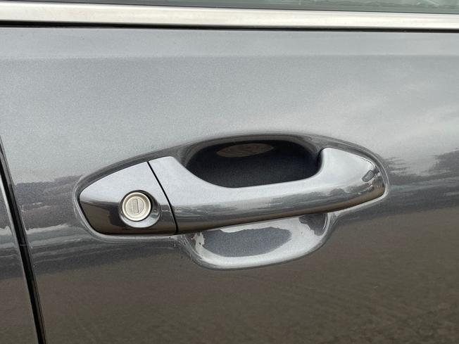 KIA Rio Photo 24