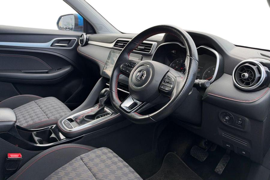 MG ZS Photo autoimg-71b80ec47ee0569bfe0b8b3351bb96d26cc76774.jpg