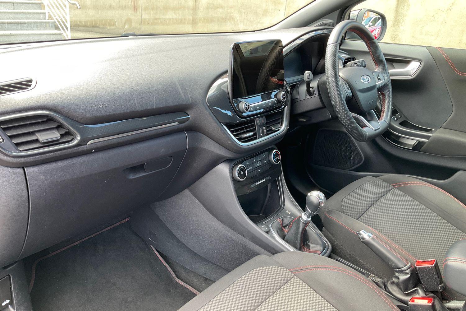 Ford PUMA Photo 17