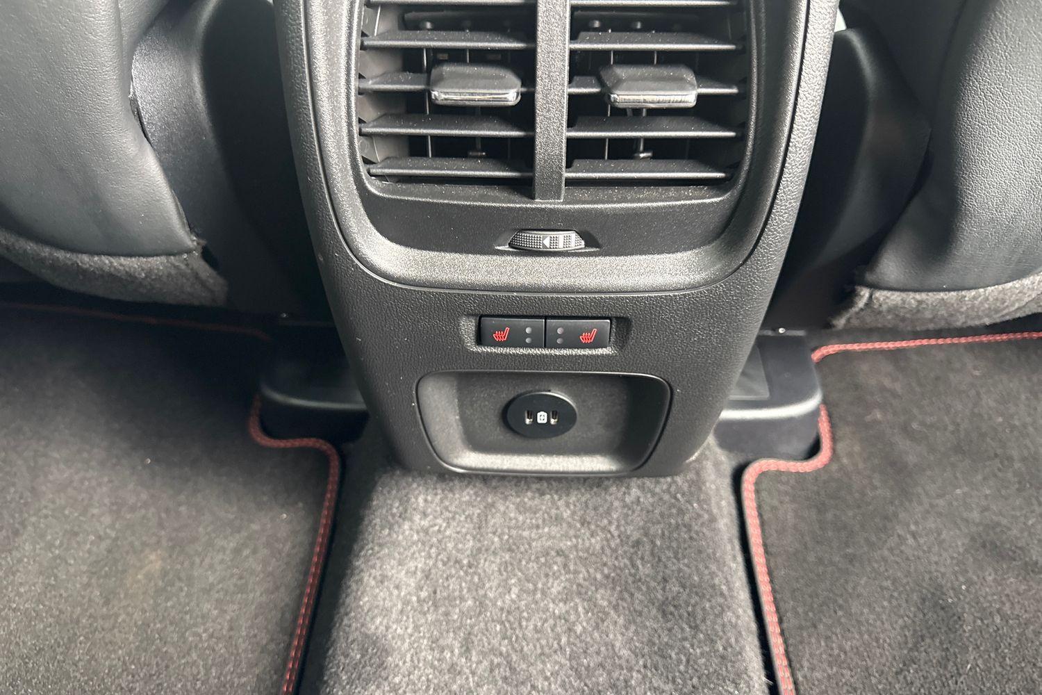 Ford KUGA Photo 25