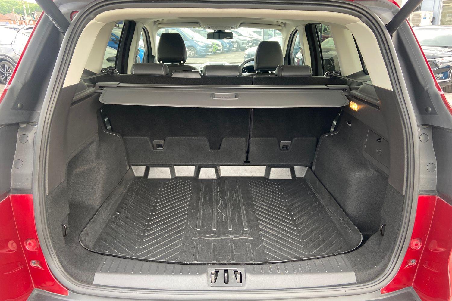 Ford KUGA Photo 20