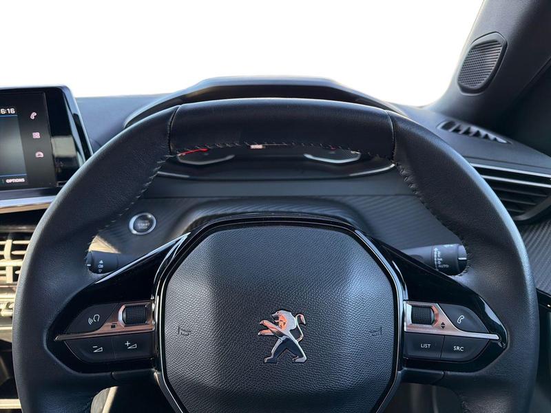 Used Peugeot 2008 MM72PWU 13