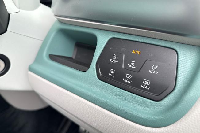 VOLKSWAGEN Id. Buzz Photo 30