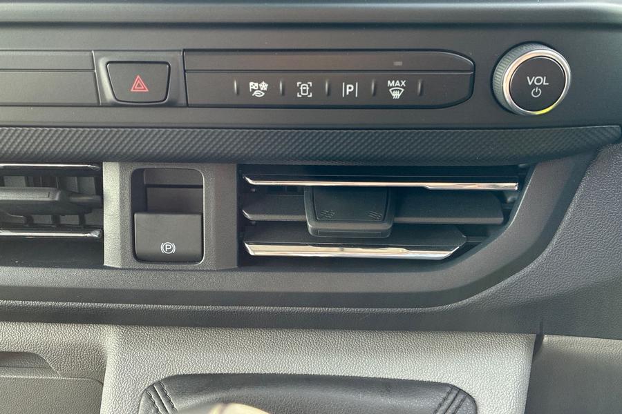Ford TRANSIT CUSTOM Photo autoimg-71be76b4940531d8cfa80ad0ae7f3519eb1b7b56.jpg