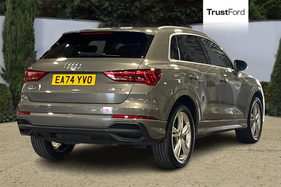 Audi Q3 Photo autoimg-71be7902a5d00ce73e17d639b4373e1e27a9ad00.jpg