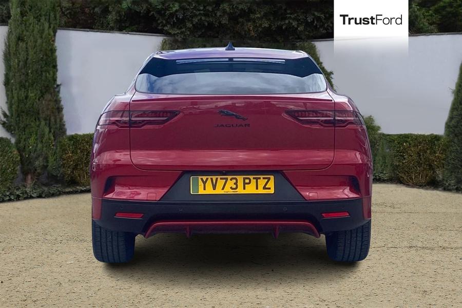Jaguar I-PACE Photo autoimg-71bf0621d12ecce2c95570abba5c2215c218d2cf.jpg