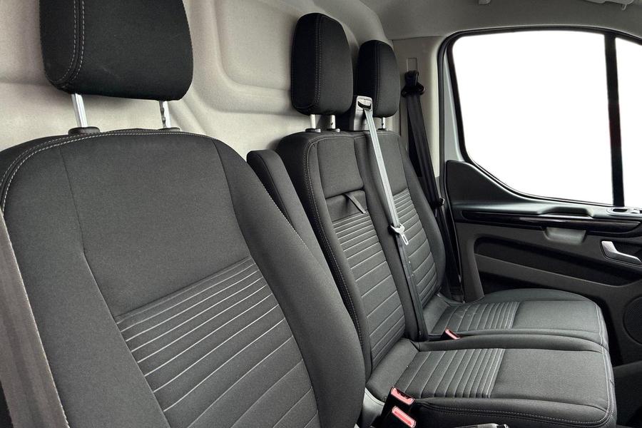 Ford TRANSIT CUSTOM Photo autoimg-71bf896f20f5fdb37a345184040bf97d2029c300.jpg