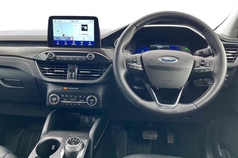Ford Kuga Photo autoimg-71c4007f486d4d0e03d5538ac0c2a96d52216340.jpg