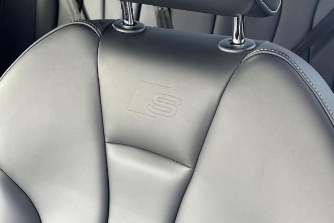 AUDI S3 Photo 48