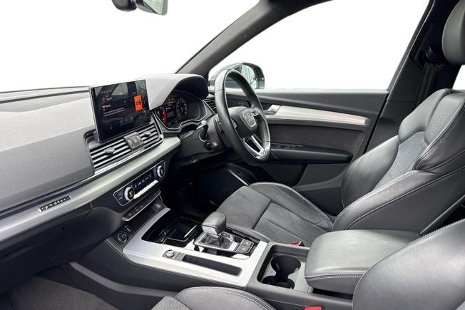 Audi Q5 Photo 2