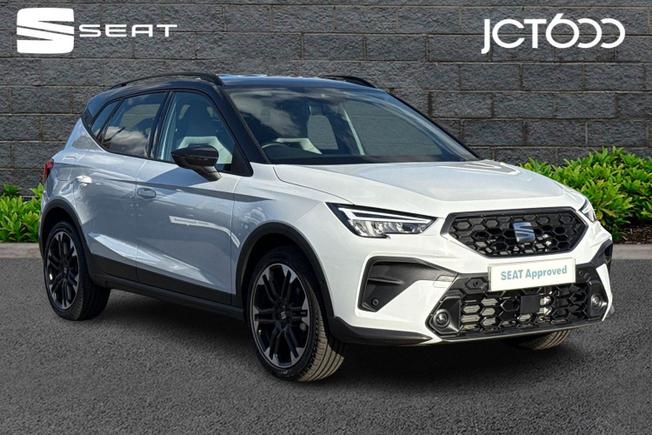 SEAT Arona Photo 1