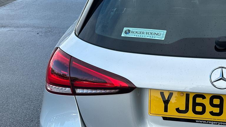 Used Mercedes-Benz A Class YJ69MSR 19