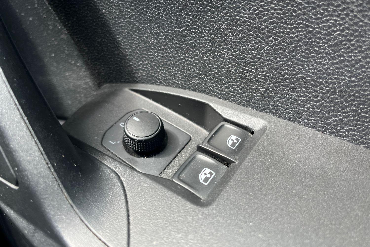 SEAT IBIZA Photo 15