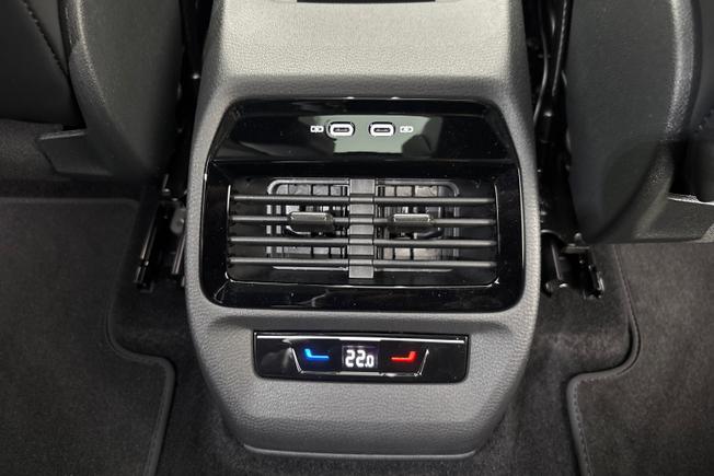 VOLKSWAGEN Id.5 Photo 33
