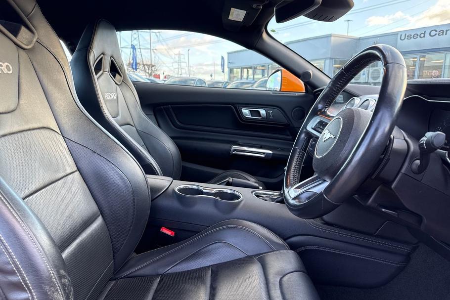 Used Ford MUSTANG 17