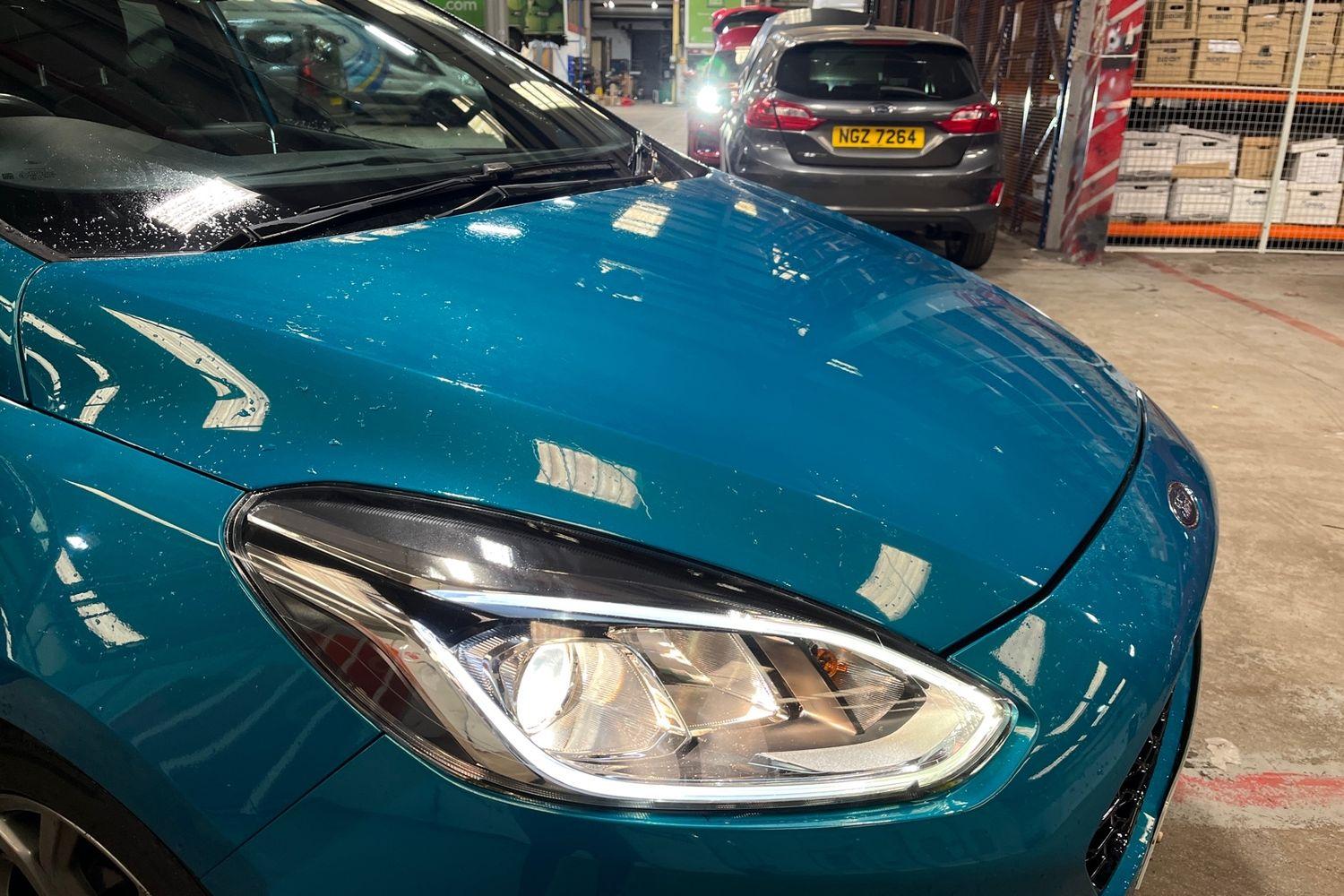 Ford FIESTA Photo 22