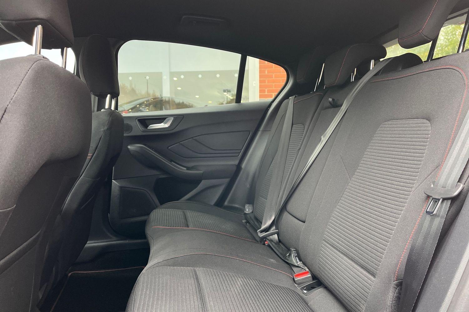 Ford Focus Photo 19