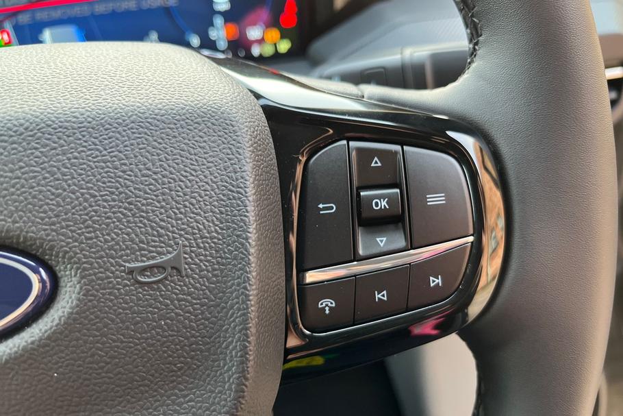 Used Ford TRANSIT CUSTOM LL75RUW 27