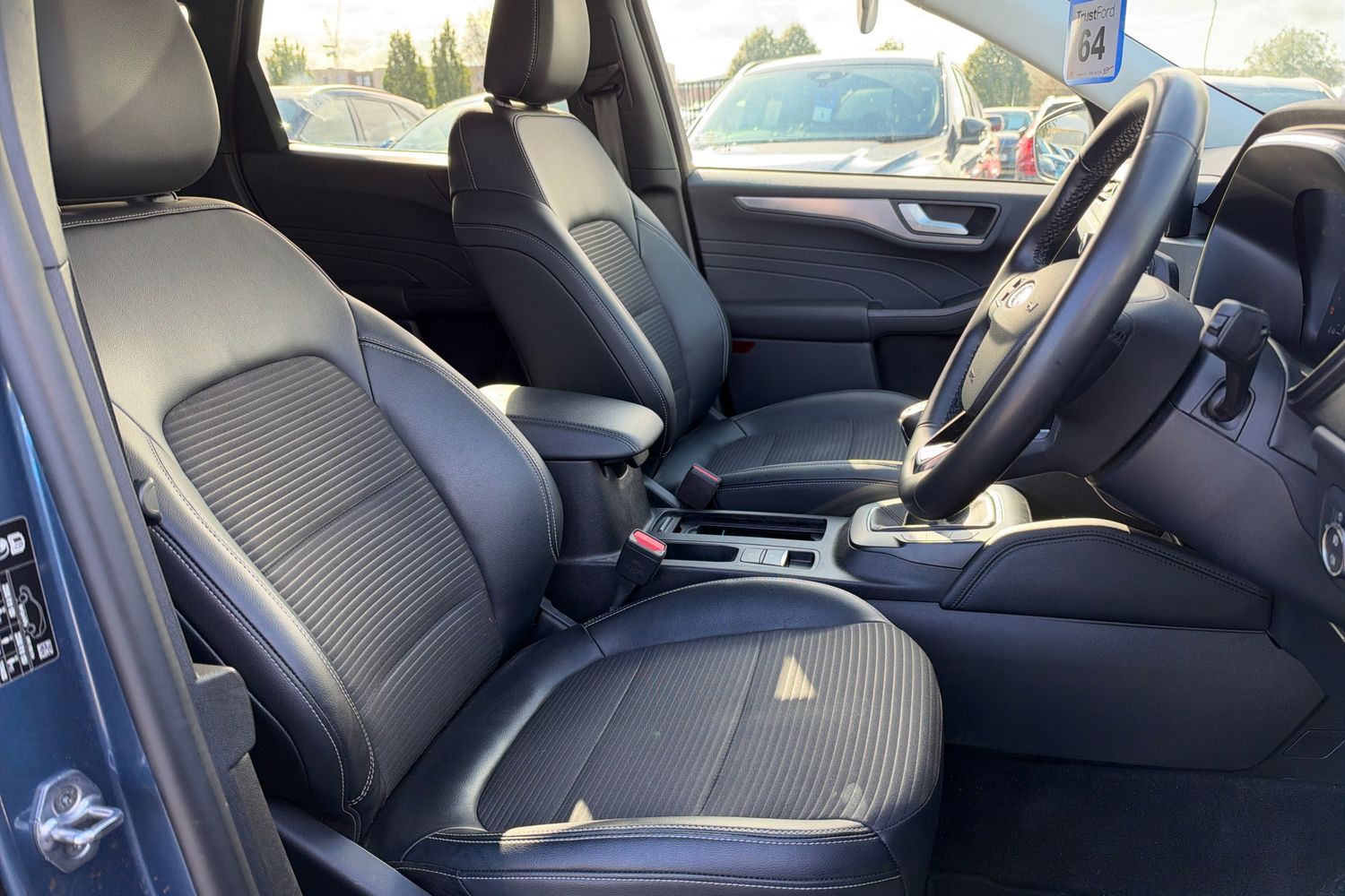 Ford KUGA Photo 16
