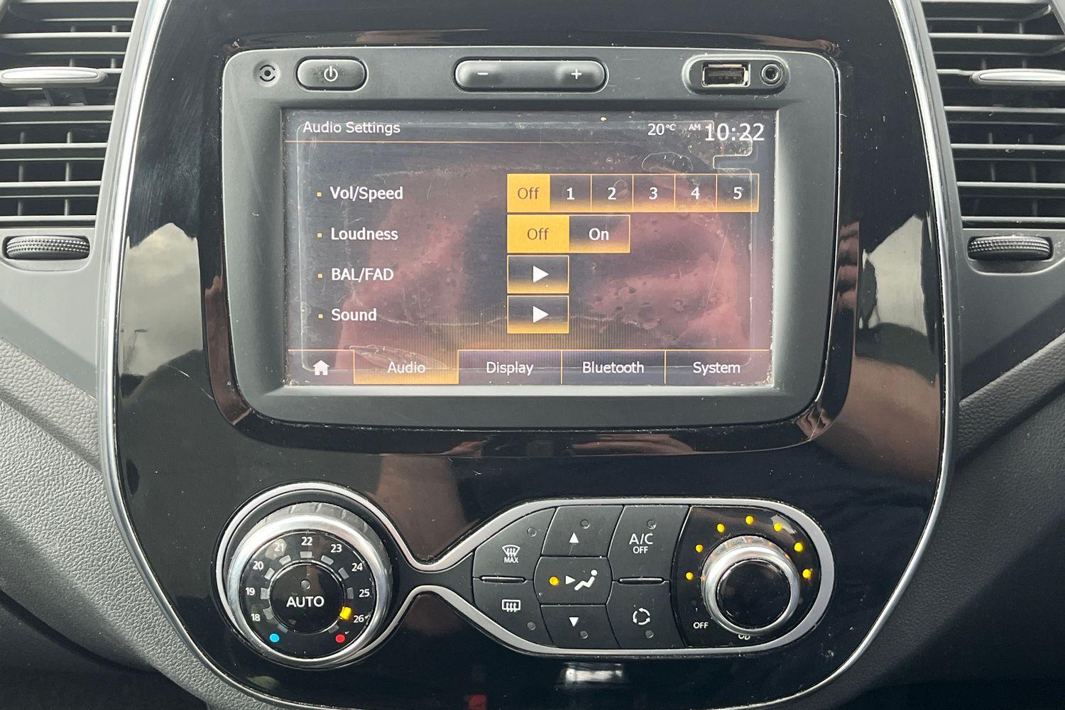 Renault CAPTUR Photo 38