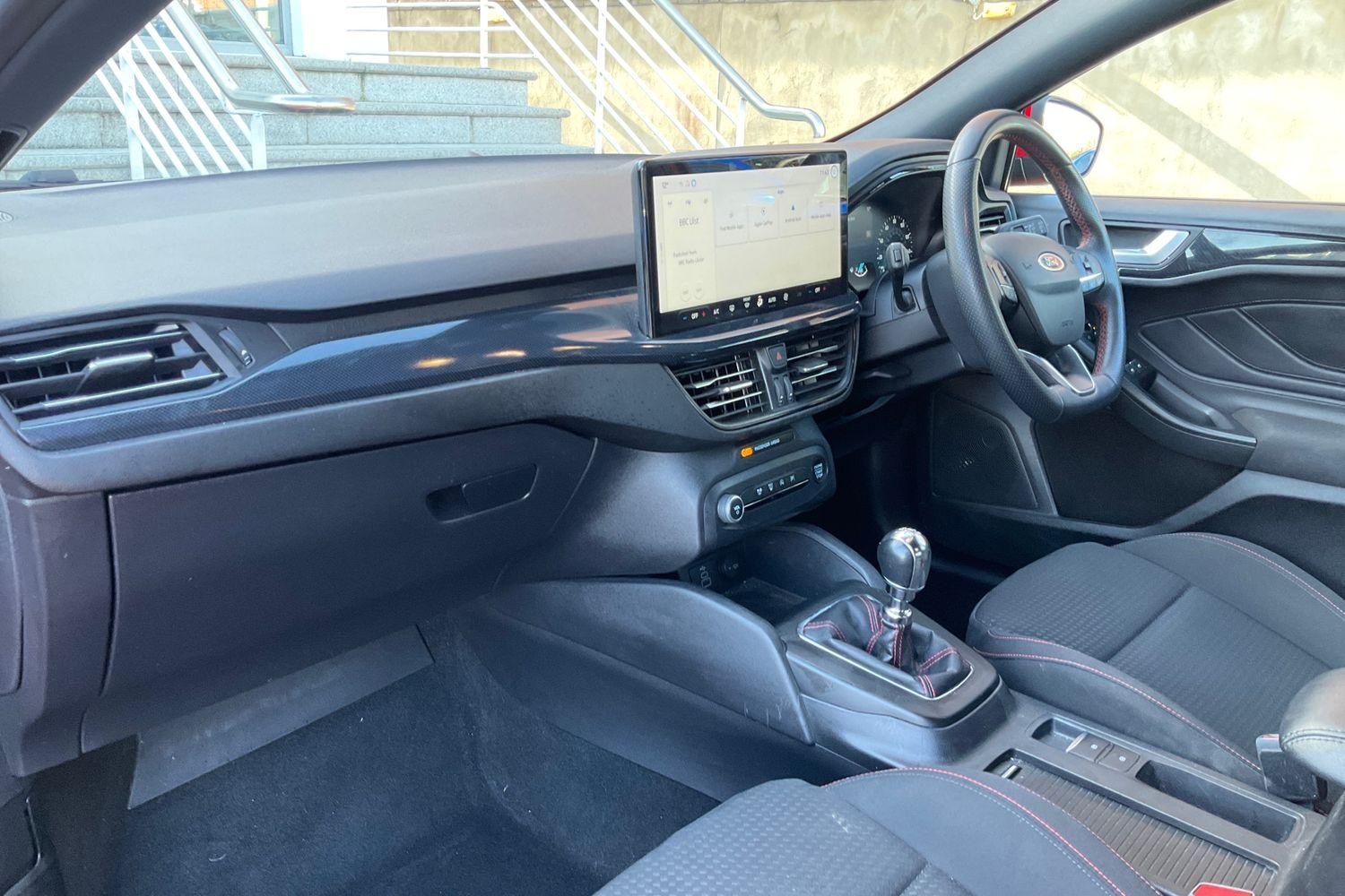 Ford FOCUS Photo 17