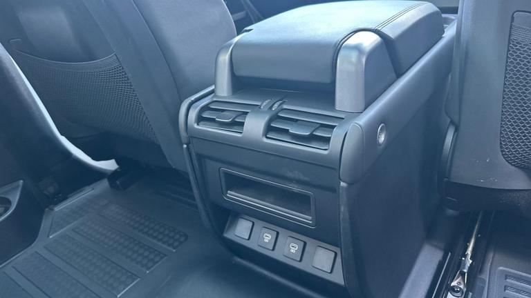 Used Land Rover Defender WJ73CWN 18