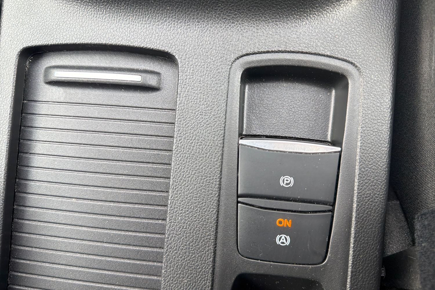 Ford FOCUS Photo 25