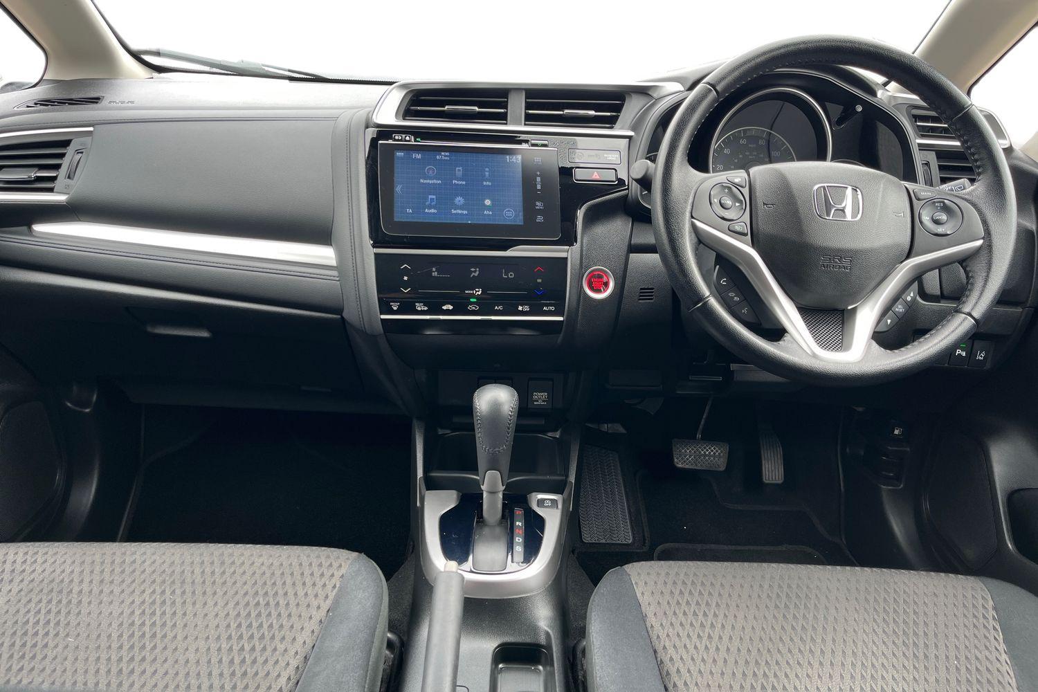 Honda JAZZ Photo 9