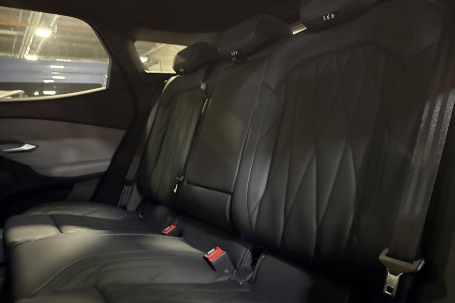 Ford Explorer Photo autoimg-720d5f64716080e6596770da4b4333cd873b20f7.jpg