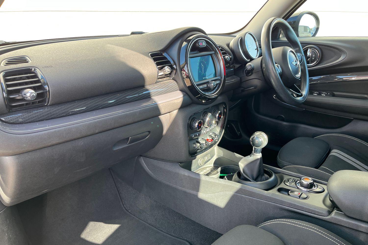 MINI CLUBMAN Photo 17