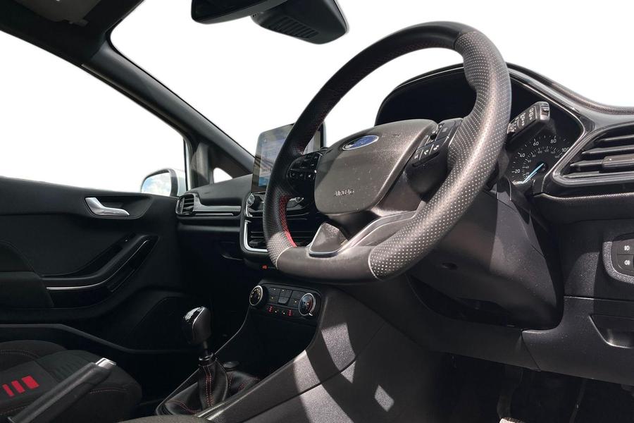 Ford FIESTA Photo autoimg-7213f2d92ceb161e820abad4d0ed50f269ce4548.jpg