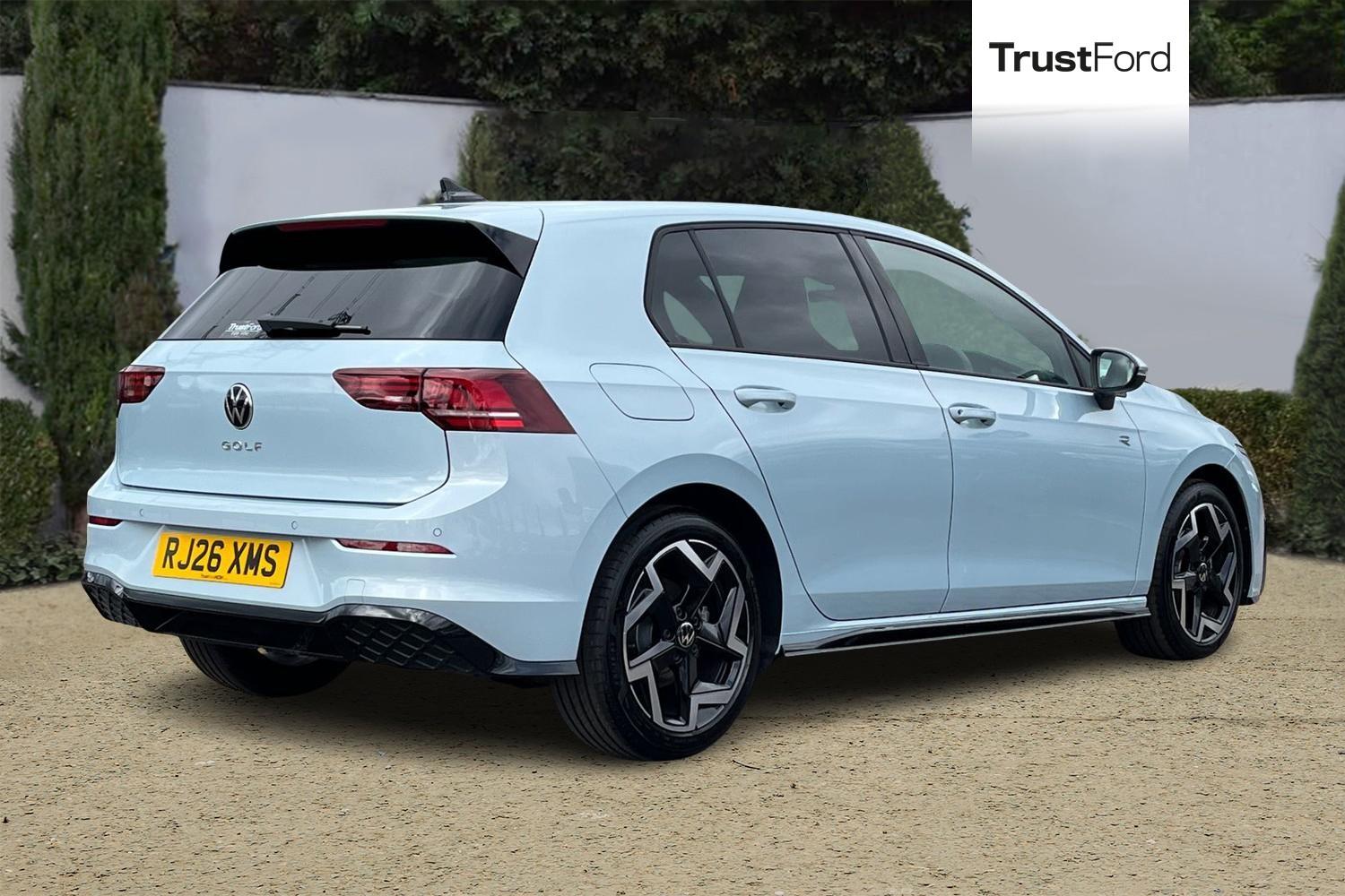 Volkswagen Golf Photo 3