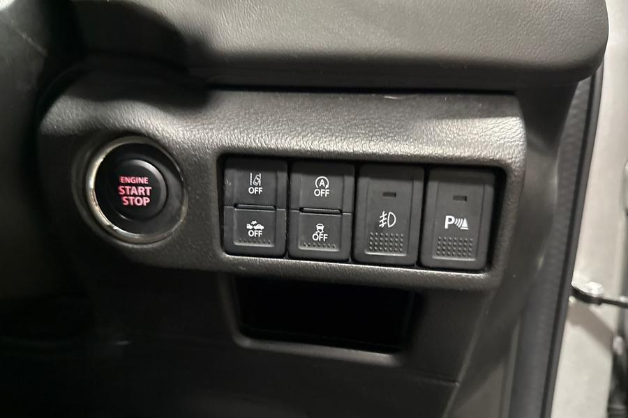 Suzuki S-Cross Photo autoimg-7217cf8b1e2cf9fd70d35b4b9d8b2ddef0ba9c89.jpg