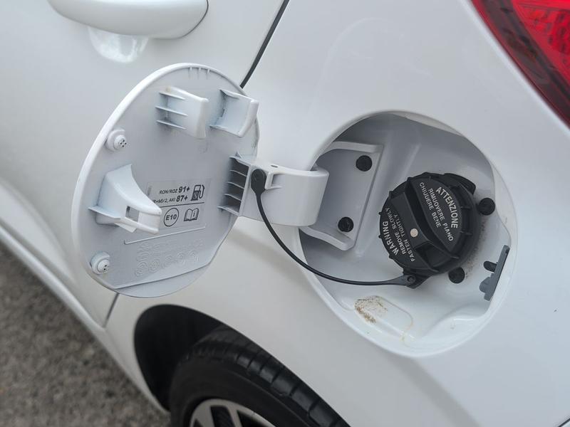 Used Hyundai i10 NX21YVP 31
