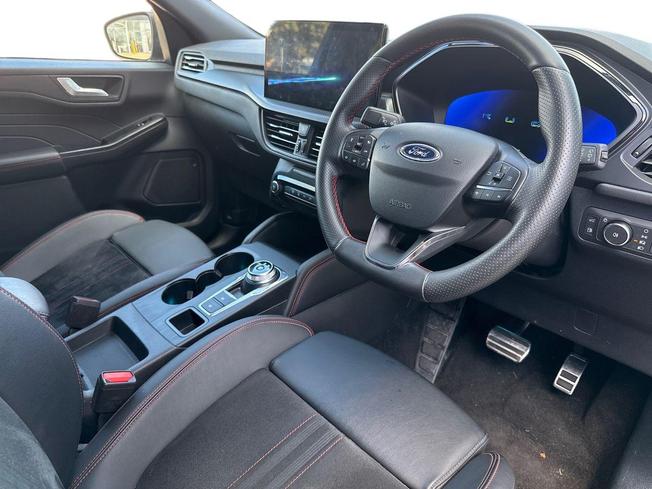 FORD Kuga Photo 6