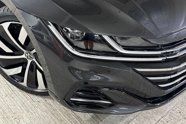 VOLKSWAGEN Arteon Photo 19