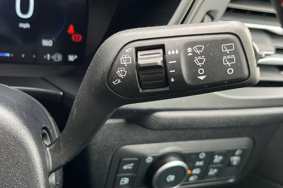 Ford Kuga Photo autoimg-721c6e5dddee63ad437576f390015d7d3f9b1994.jpg
