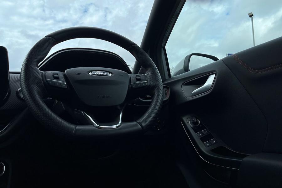 Ford PUMA Photo autoimg-721cd2f676b64b1cbf68af1f6db6da5155ff91b0.jpg