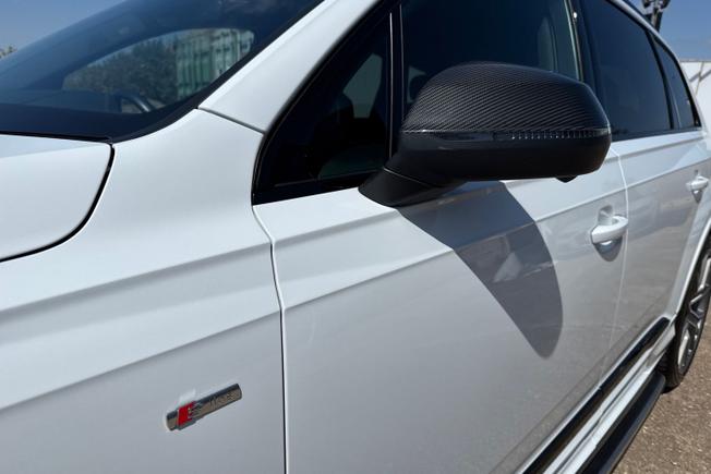 AUDI Q7 Photo 57